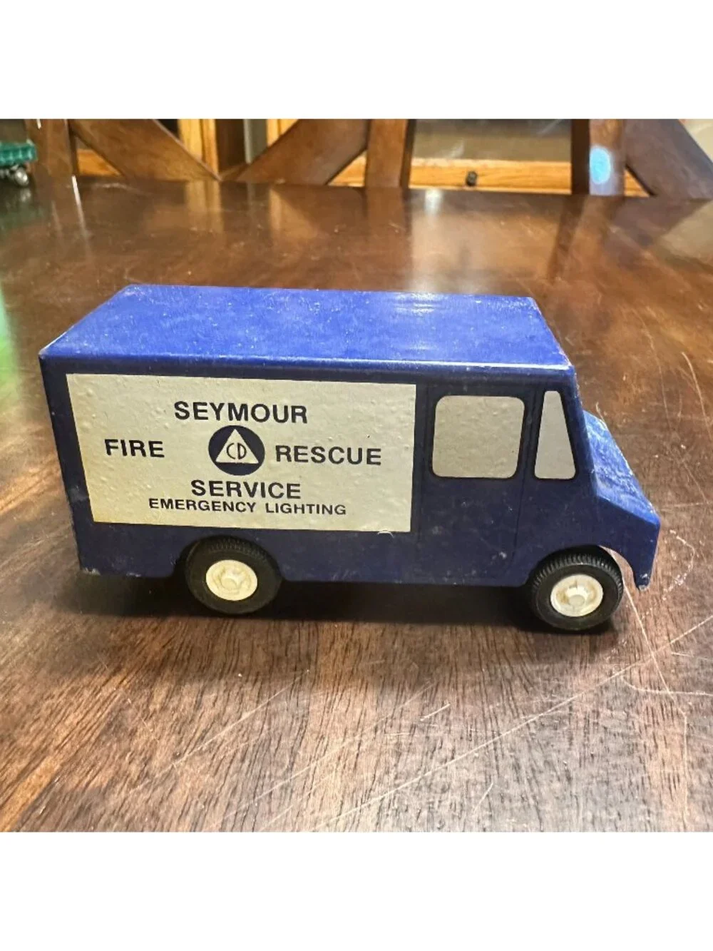 Vintage Rasltoy 22 Metal Van Seymour Fire Rescue Service